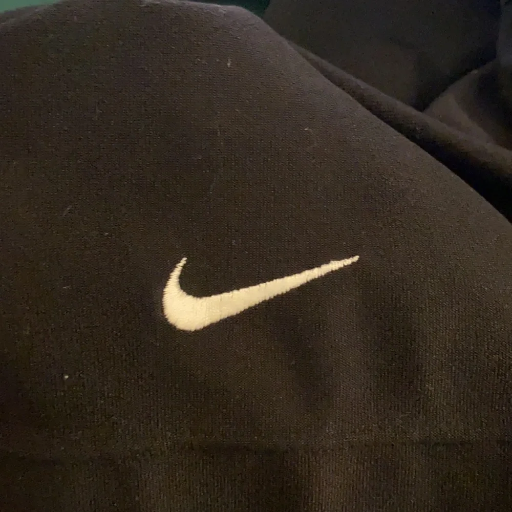 Men’s black Dri fit Nike Golf shirt - Picture 6 of 6